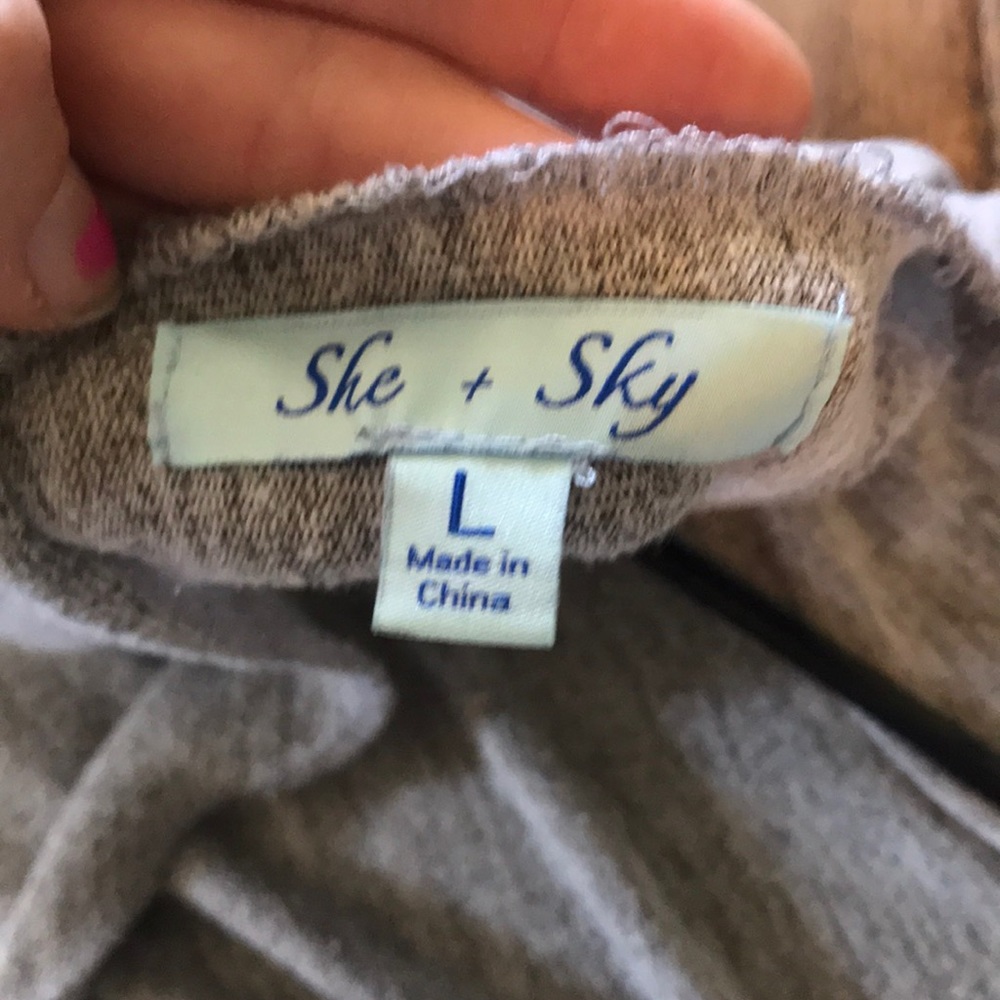 😻bundle 5 for $30😻 - Picture 3 of 3